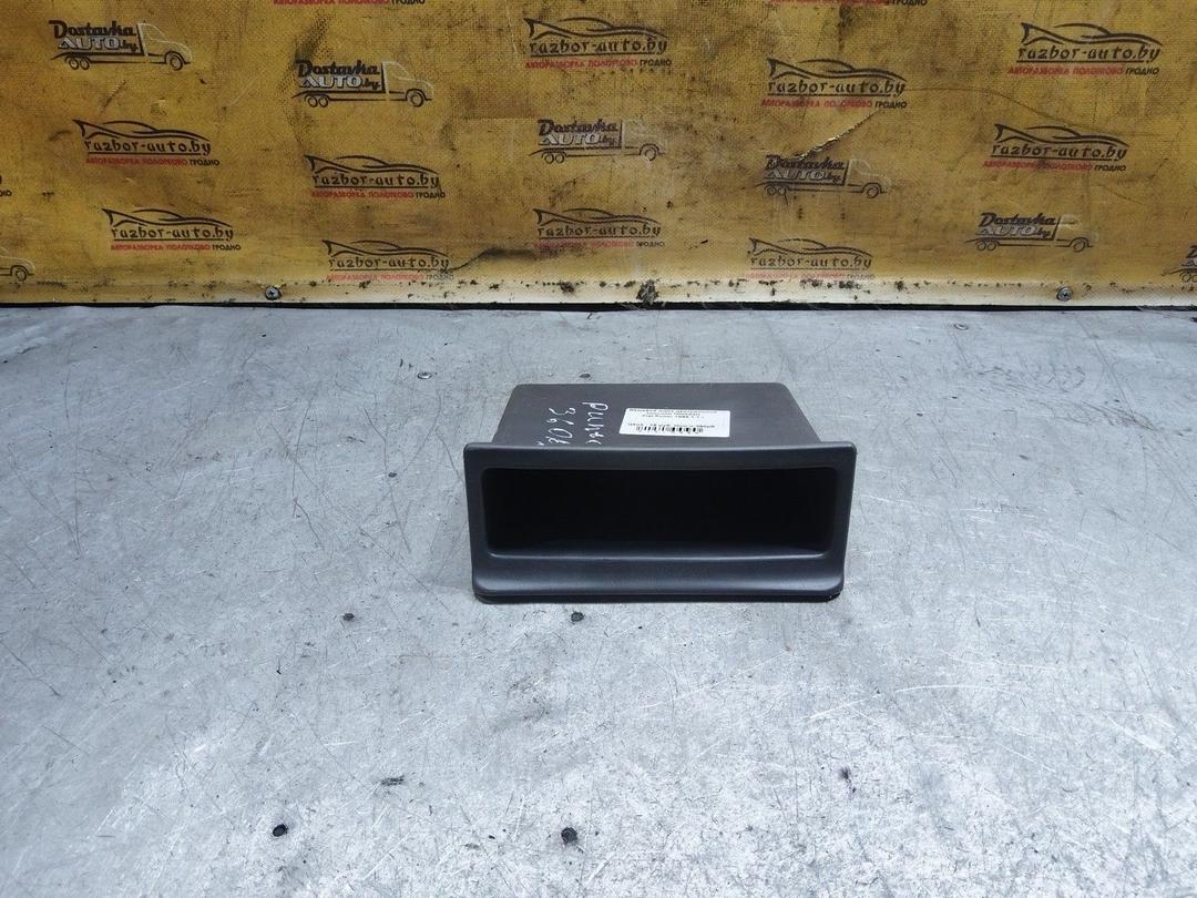 Вещевой ящик центральной консоли MNK04H Fiat Punto