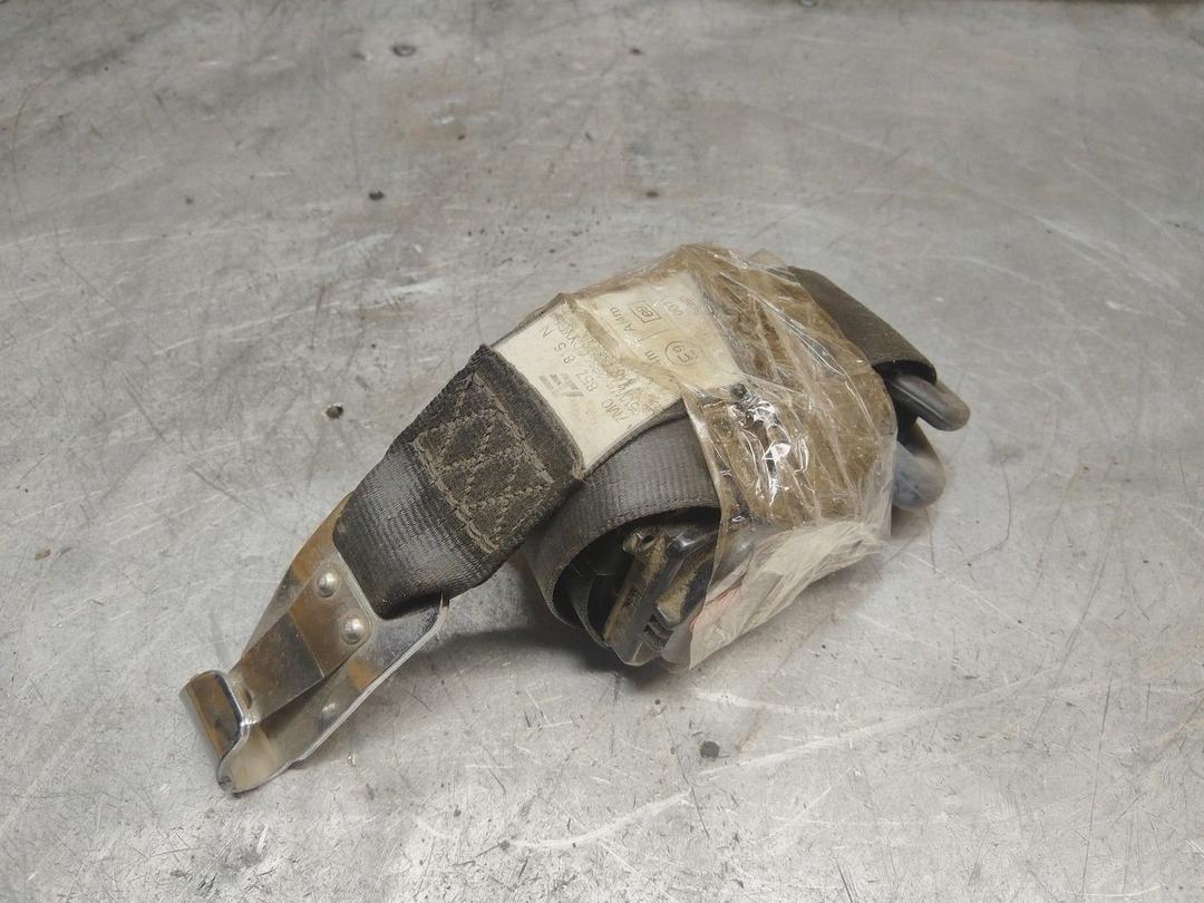 Ремень безопасности задний левый OPB2A1 Volkswagen Sharan купить