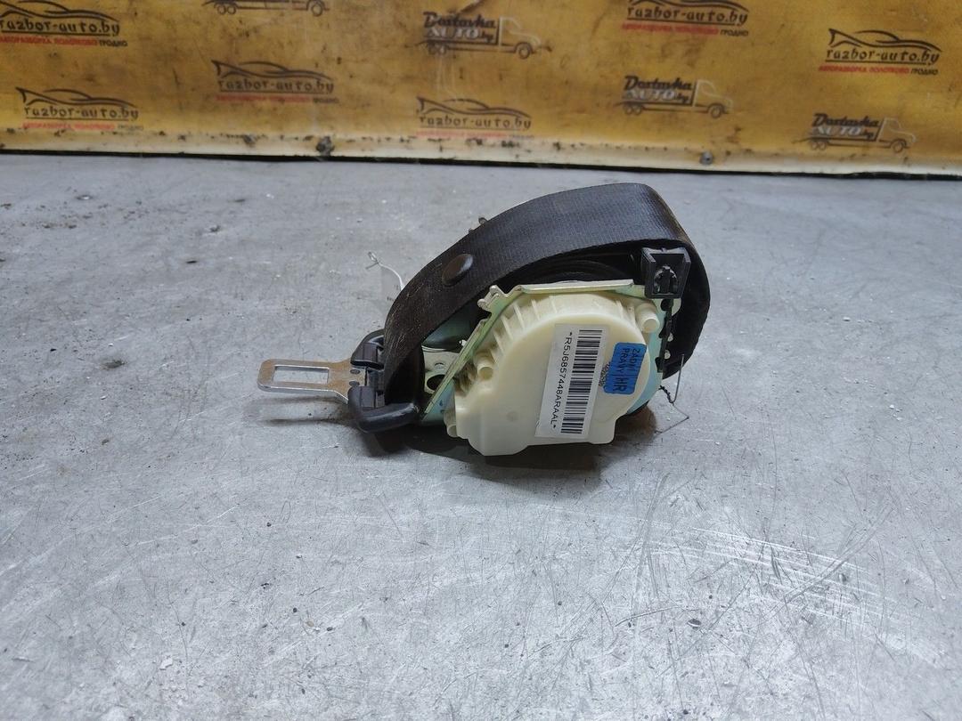 Ремень безопасности задний правый HVUTF4 Skoda Fabia купить