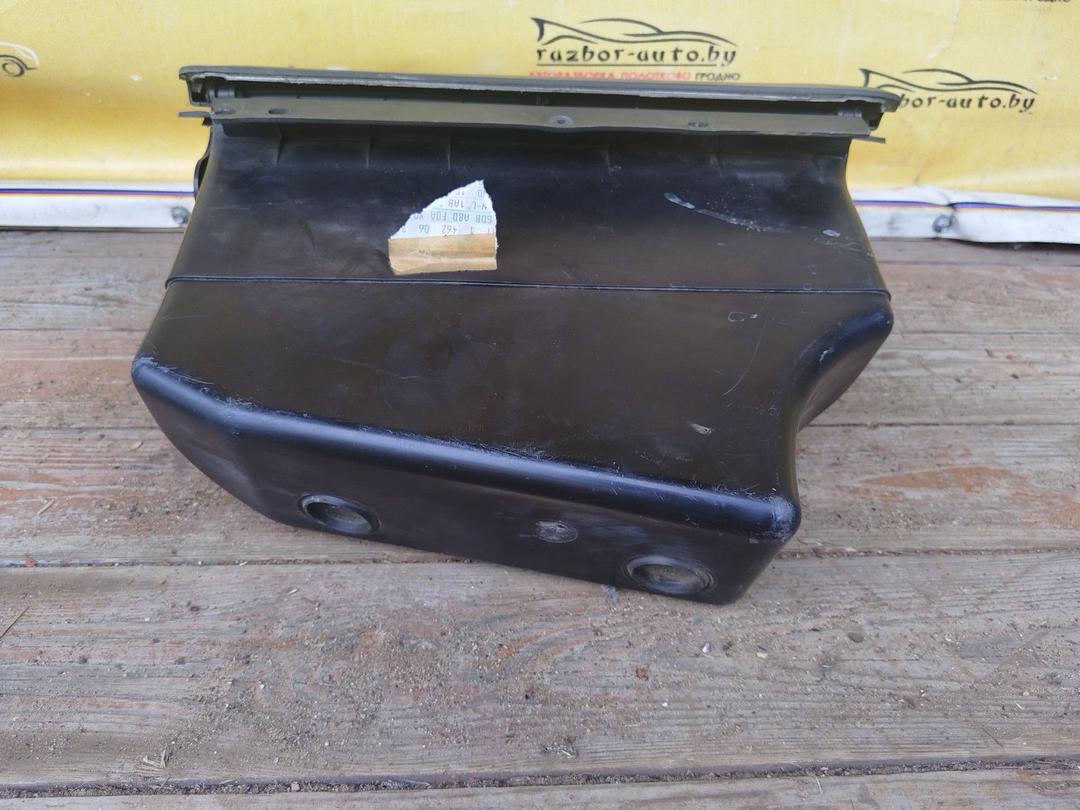 Бардачок EB34B4 Volkswagen Passat undefined