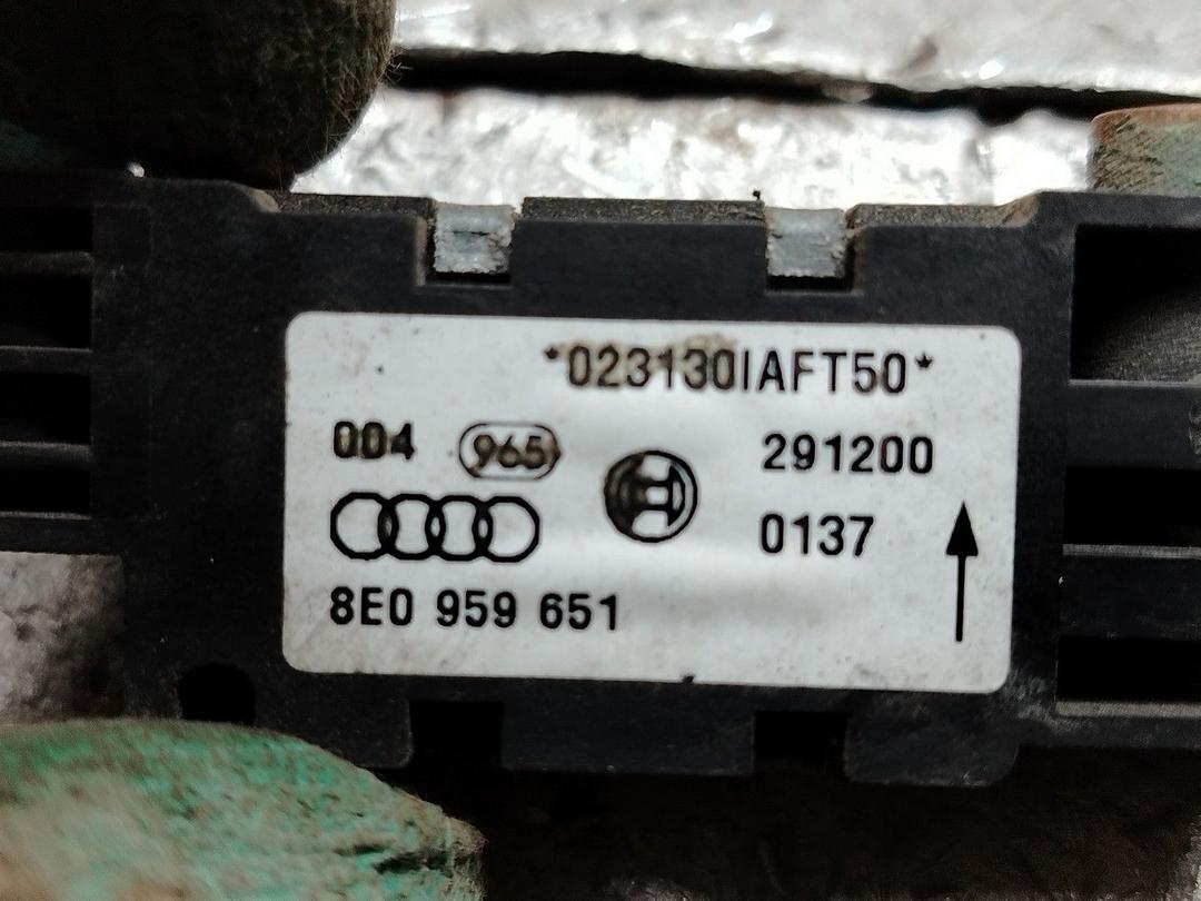 Датчик удара YARKPW Audi A4 - Фото 4