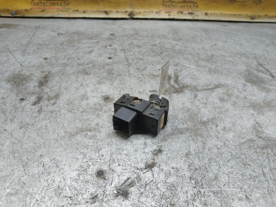 Кнопка стеклоподъемника заднего левого EFJX6J Volvo S60 купить в магазине запчастей бу