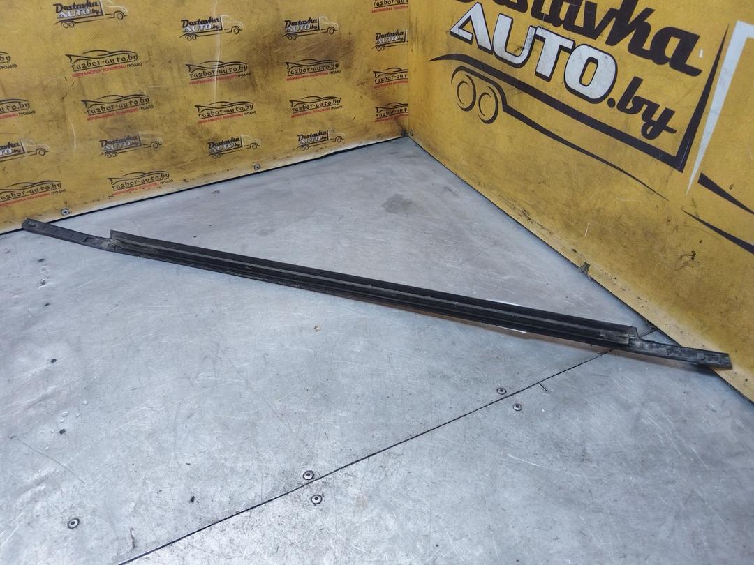 Молдинг стекла двери задней левой наружный YAJ8Q0 Renault Scenic RX4 - Фото 4