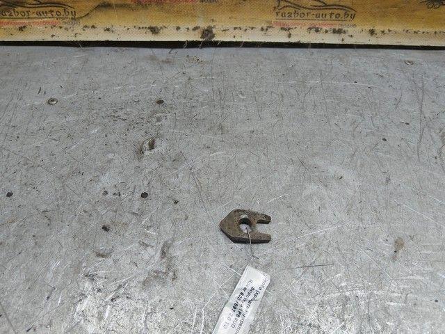 Скоба (кронштейн) крепления форсунки 1PB9UD Rover 600 купить