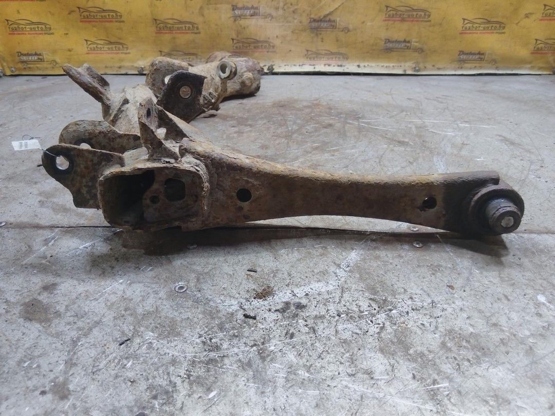 Рычаг задний левый 4AKUSI Toyota Avensis - Фото 5