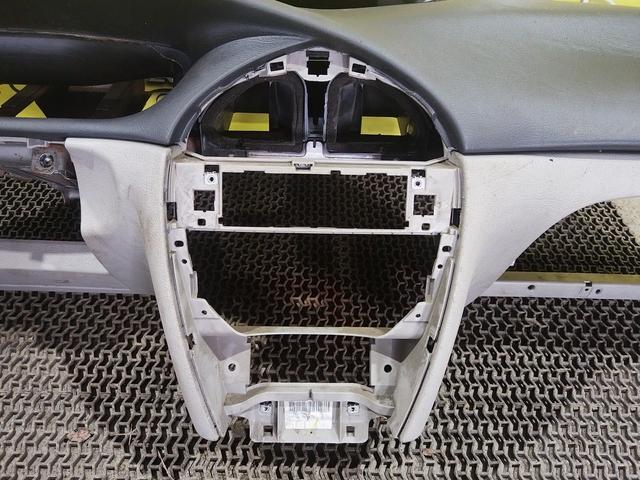 Панель передняя салона (торпедо) R4W0BG Citroen C5 купить с доставкой. Огромный выбор салонов. У нас есть практически все.