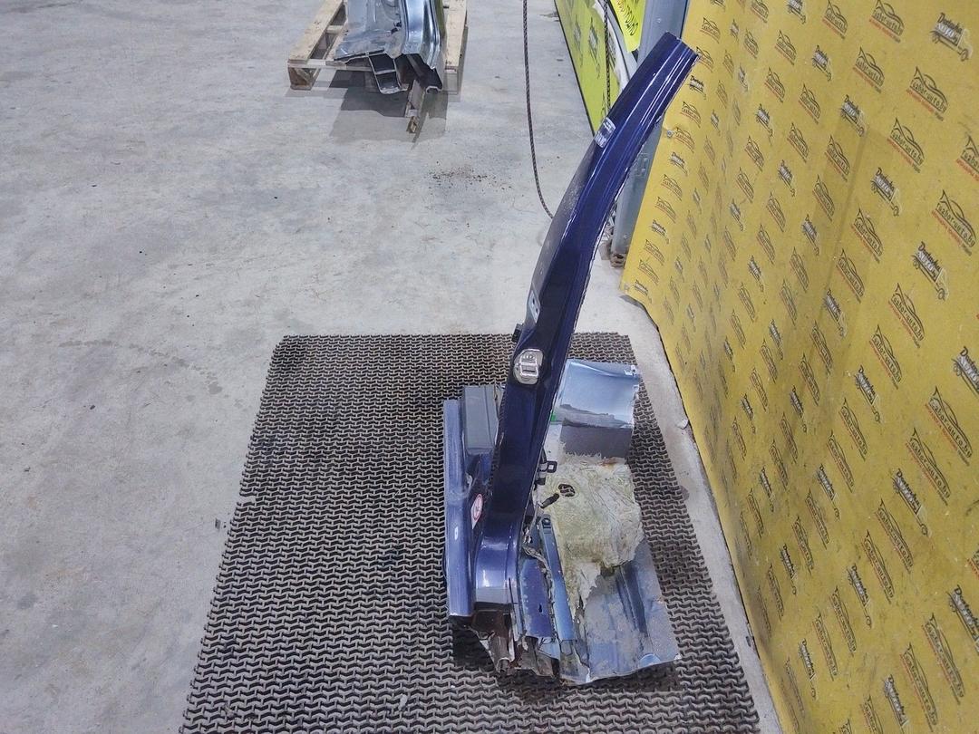 Стойка кузовная центральная правая NYTIUJ Volkswagen Golf undefined