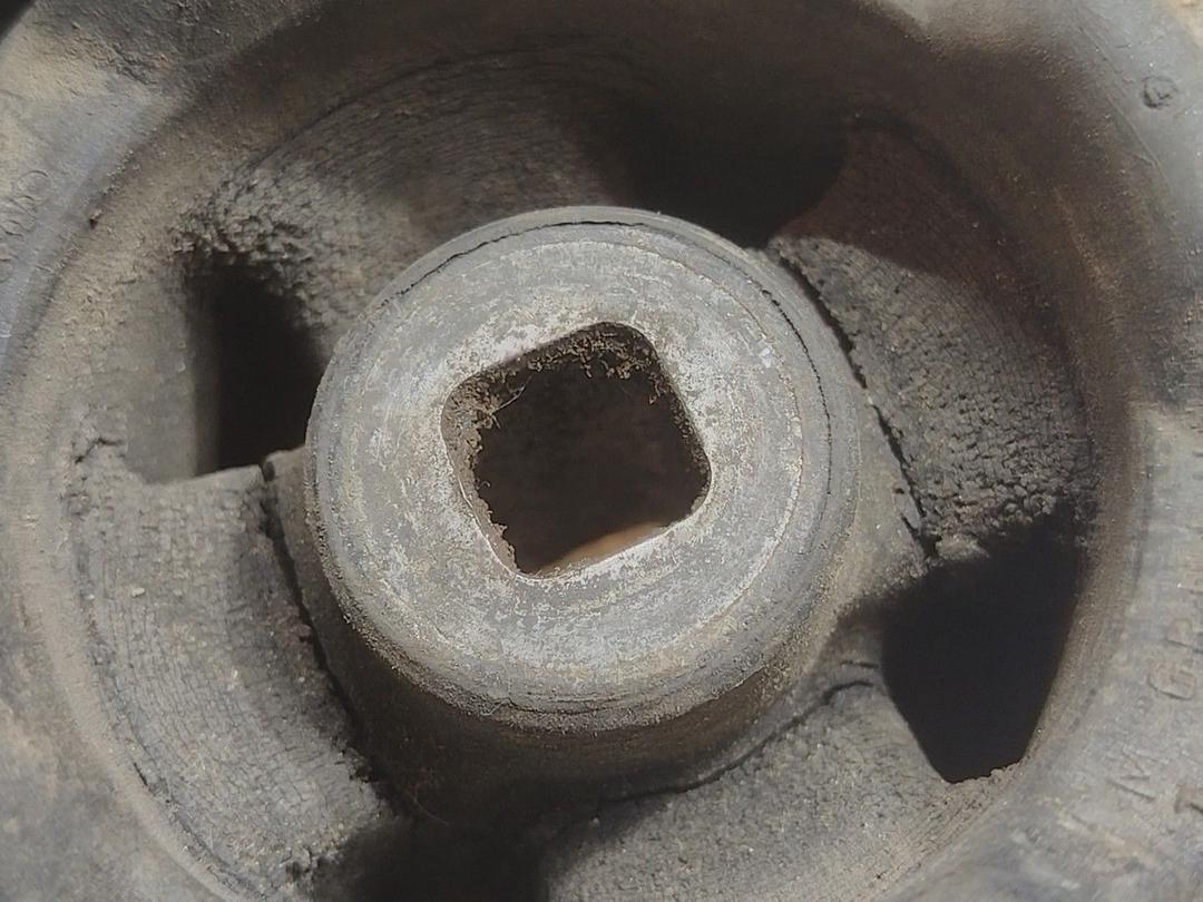 Подушка крепления КПП TA53X4 Volkswagen Passat - Фото 4