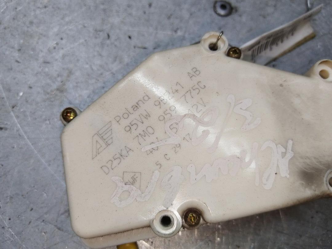 Активатор замка крышки топливного бака HG61J0 Seat Alhambra - Фото 3