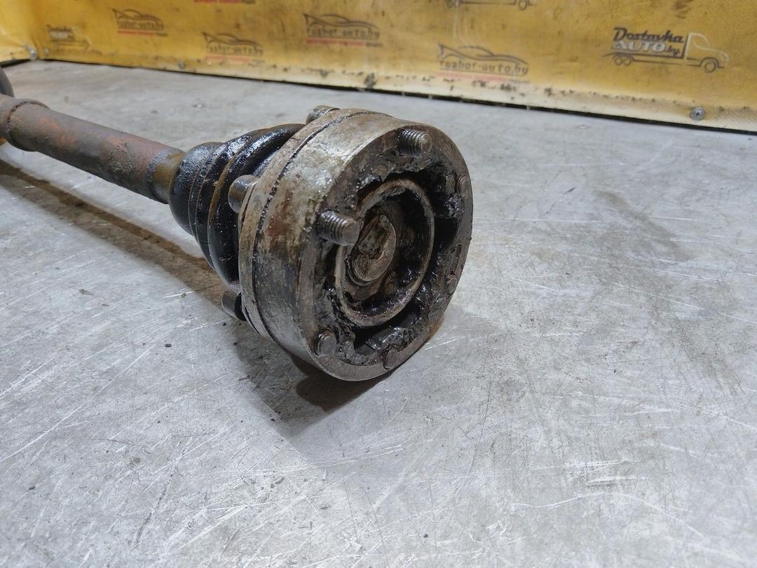 Полуось передняя левая (приводной вал, ШРУС) OZ5700 Audi 100 купить с доставкой