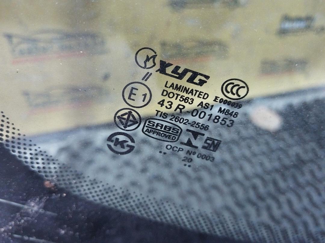 Стекло лобовое APN862 Peugeot 206 купить