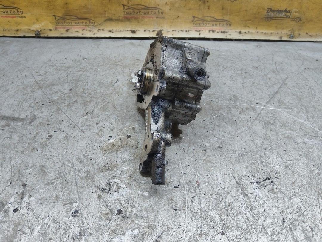 Насос вакуумный 5C3FGG Volkswagen Passat - Фото 4