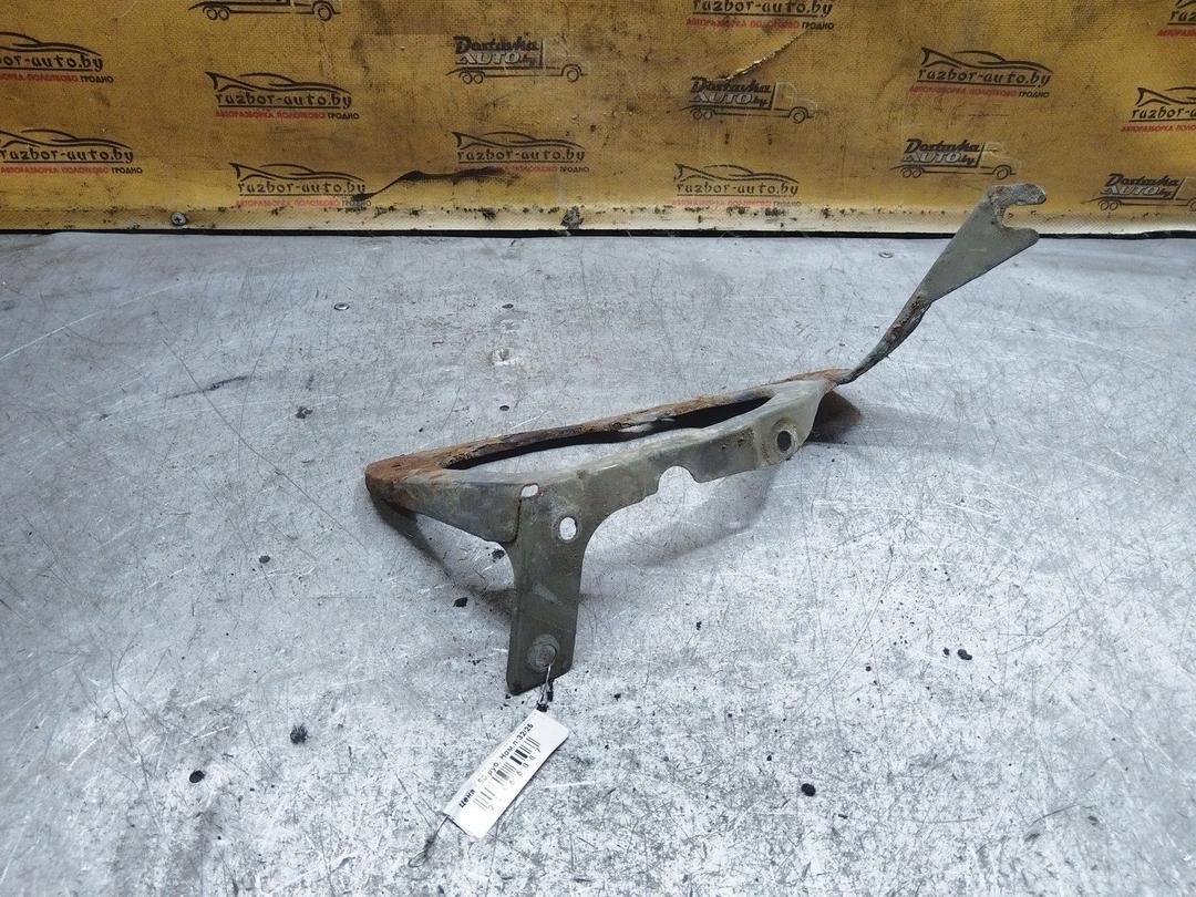 Кронштейн крепления крыла переднего правого 2219SM Peugeot 607 купить