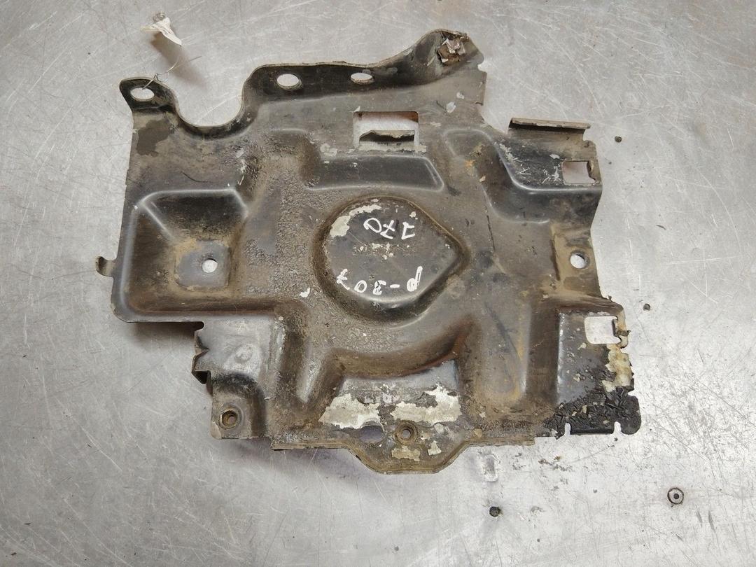 Полка аккумулятора UVLU12 Peugeot 307