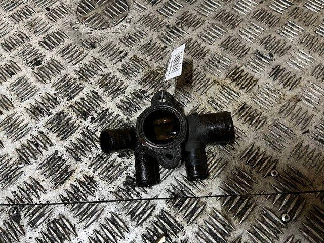 Фланец (тройник) системы охлаждения 0IJD5X Peugeot 306 - Фото 2