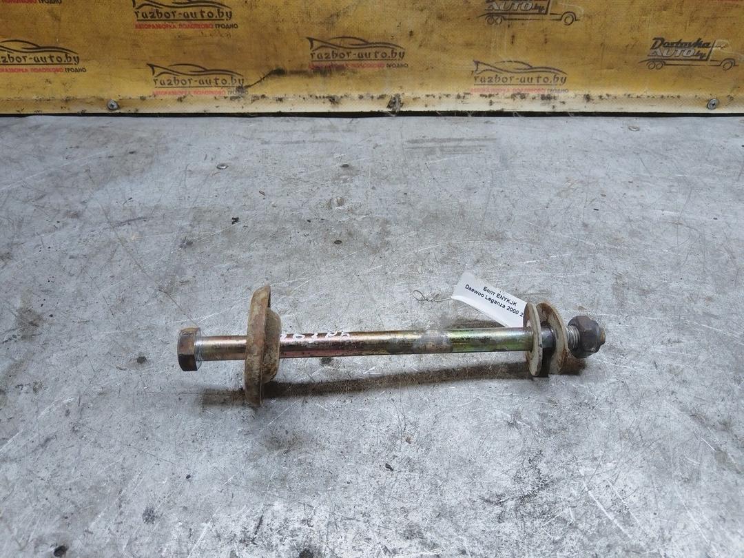 Болт ENYKJK Daewoo Leganza