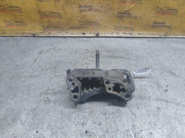 Кронштейн двигателя 1Z7YLT Ford Focus купить с доставкой