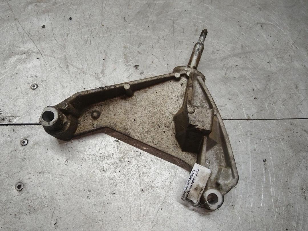 Кронштейн КПП 9DBN15 Renault Espace