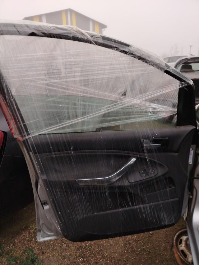 Обшивка двери передней левой (дверная карта) EHE53V Ford C-Max