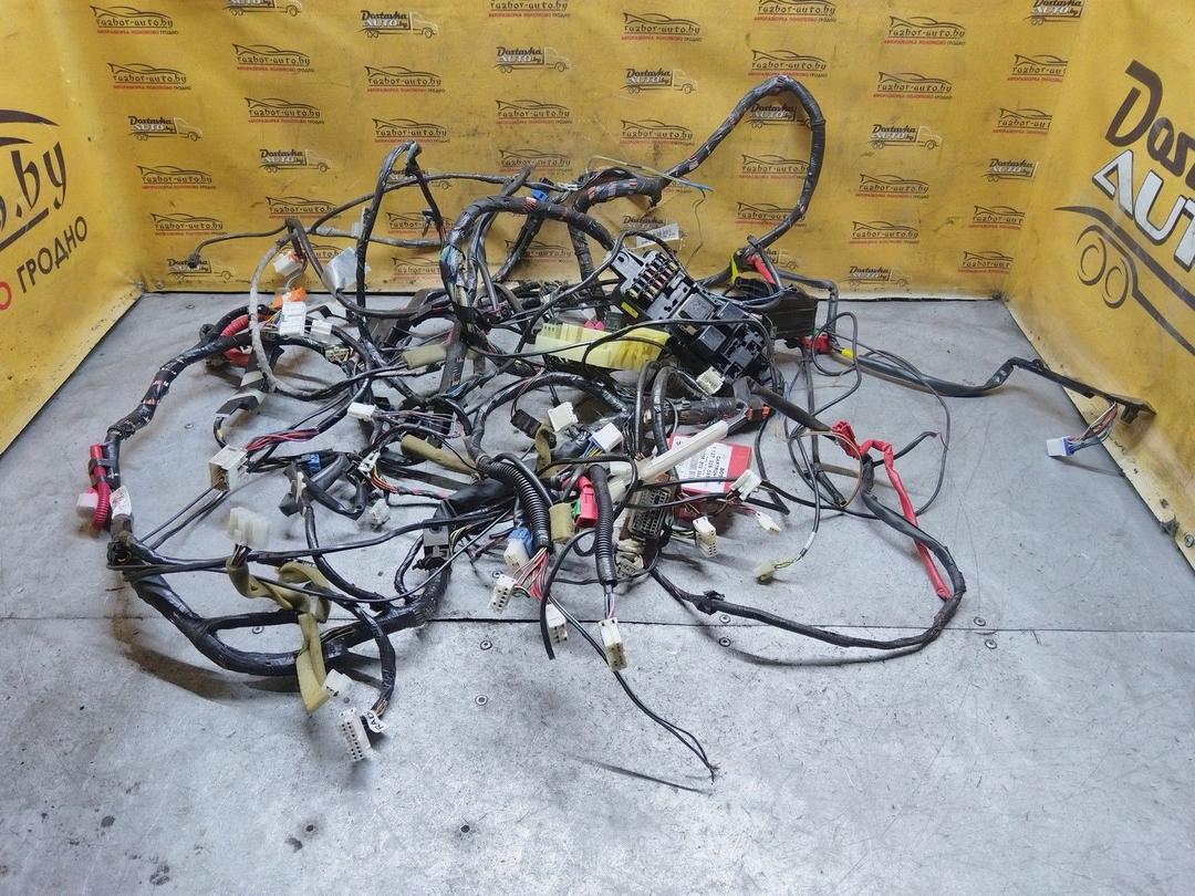 Проводка салона AMB6LZ Mitsubishi Carisma