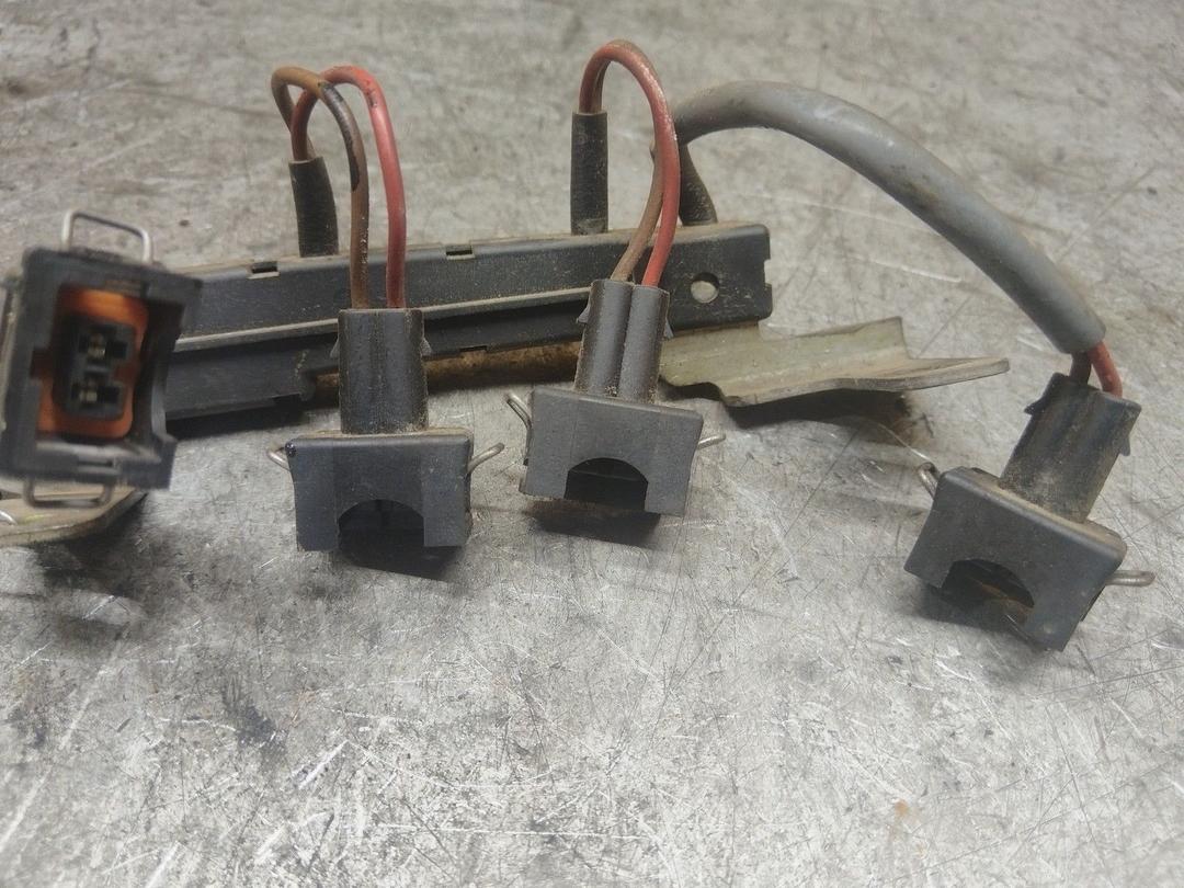 Проводка форсунок 03C4OW Audi 80 купить
