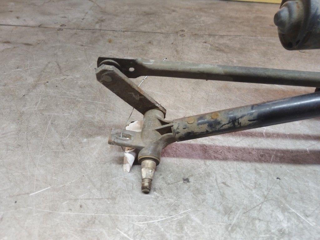 Механизм стеклоочистителя (трапеция дворников) C8IQHX Audi 80 купить