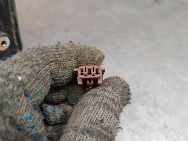 Зеркало наружное правое I2DQMQ Nissan Almera купить на авторазборке