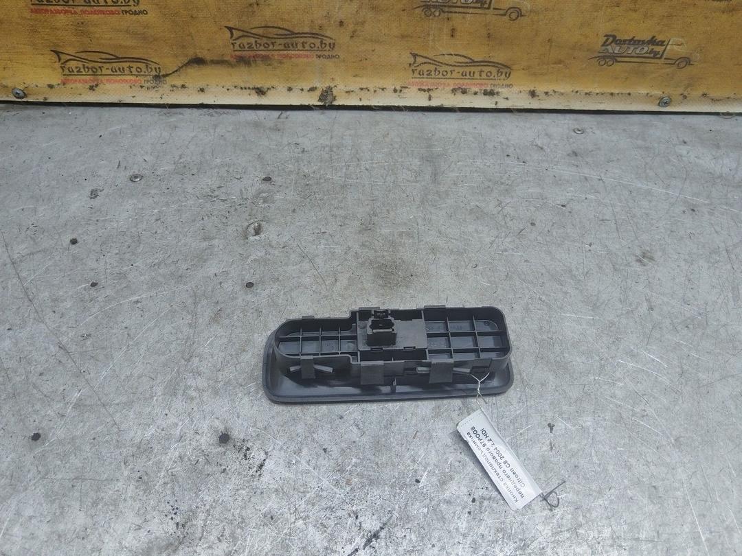 Кнопка стеклоподъемника переднего правого 97POG8 Citroen C8 купить в магазине запчастей бу