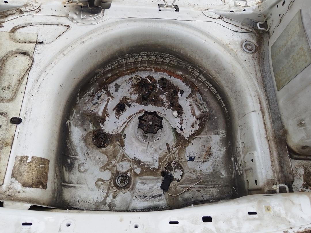 Ниша запасного колеса L1V22T Skoda Fabia