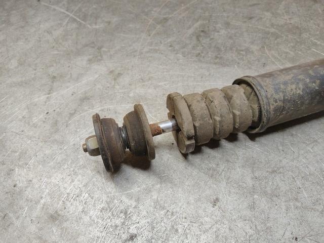 Амортизатор задний левый GOCVYW Nissan Note купить с доставкой