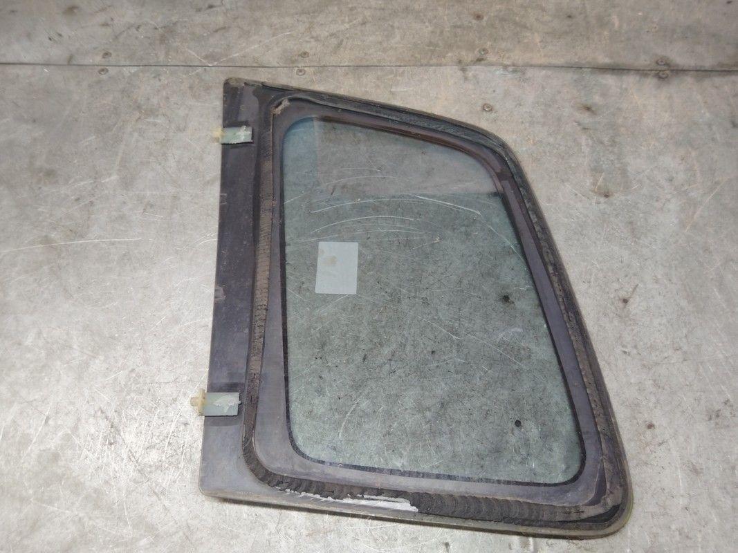 Стекло кузовное боковое правое W40904 Mazda Premacy купить