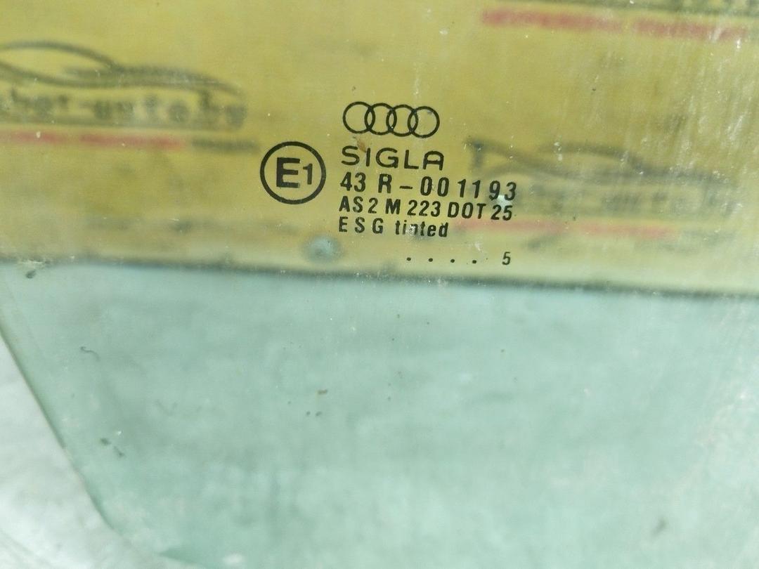 Стекло двери передней правой AHA8C4 Audi A4 купить