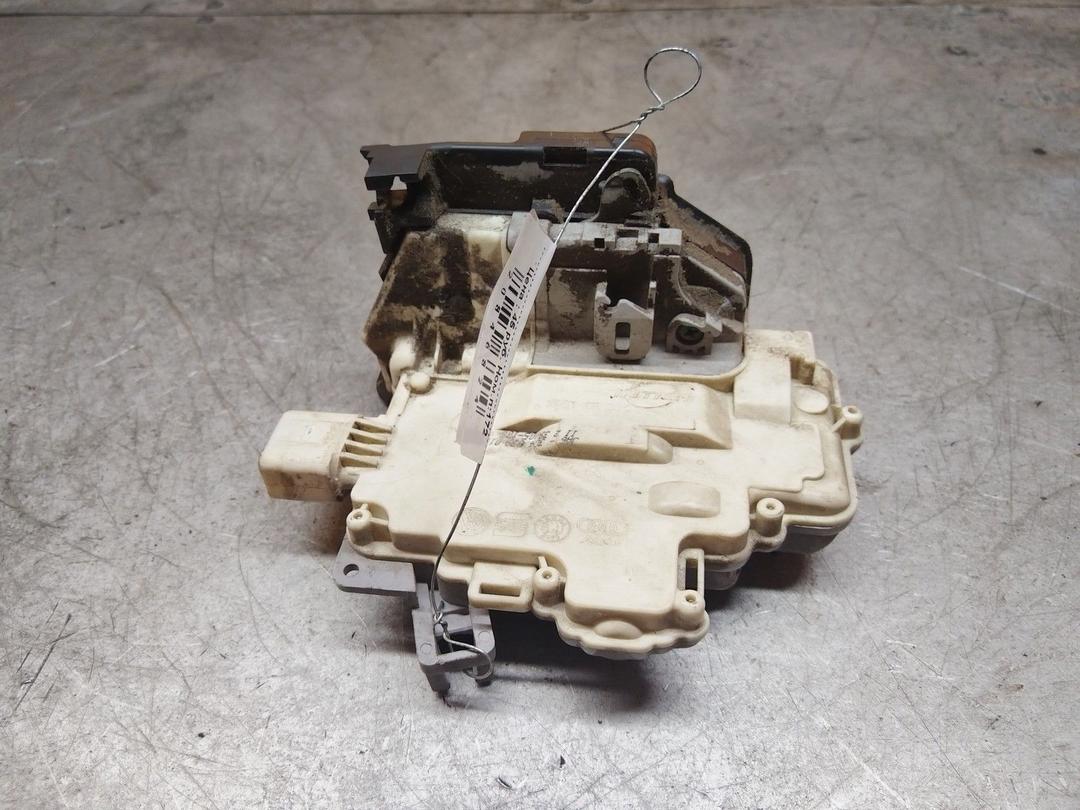 Замок двери задней правой HJQFMI Volkswagen Passat купить