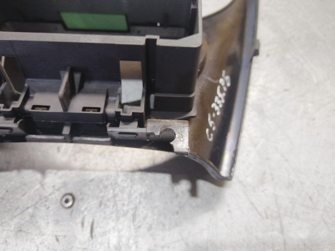 Рамка под магнитолу GWZ6B5 Citroen C5 купить на авторазборке