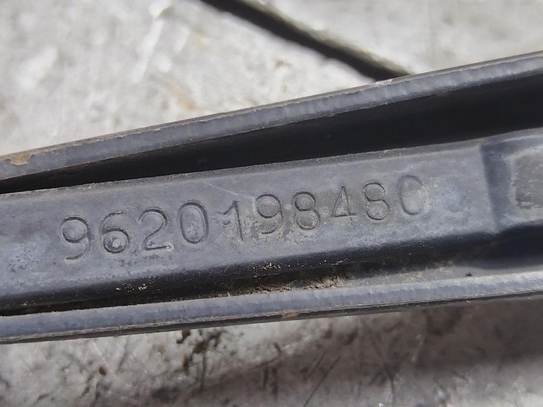 Щеткодержатель (поводок стеклоочистителя, дворник) A0MMX1 Peugeot 605 - Фото 5