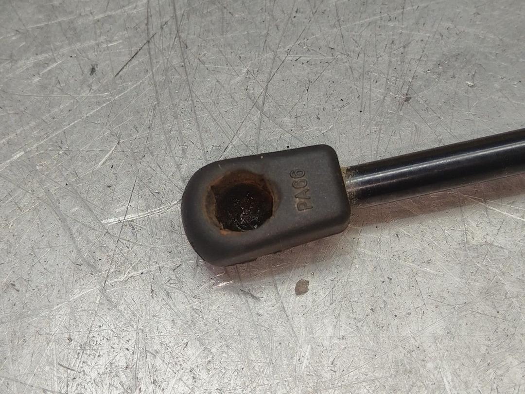 Амортизатор крышки багажника (3-5 двери) EI6V7A Kia Sorento - Фото 3