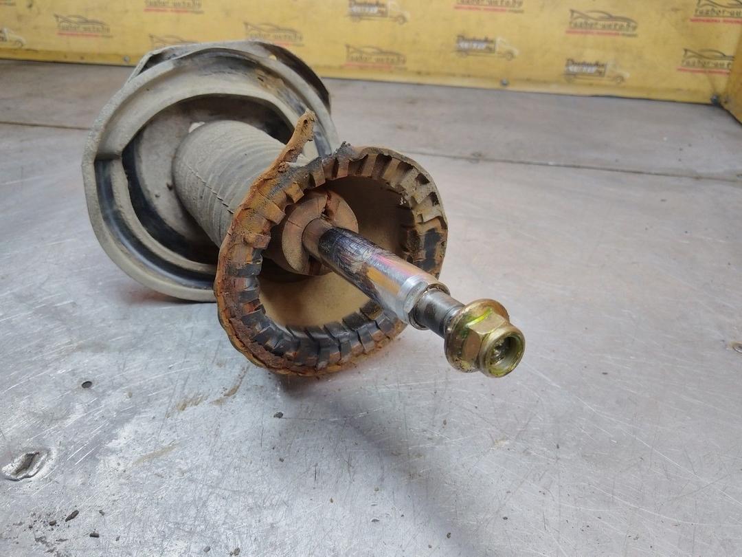 Амортизатор передний правый WHAV77 Toyota Corolla - Фото 2