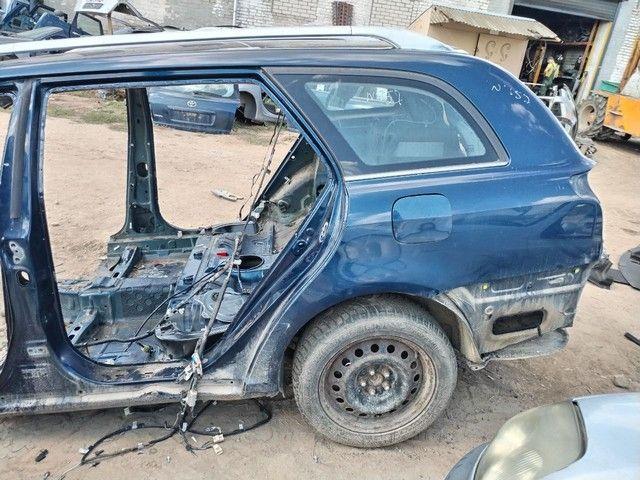 Лючок топливного бака AVTOI5 Toyota Avensis - Фото 1