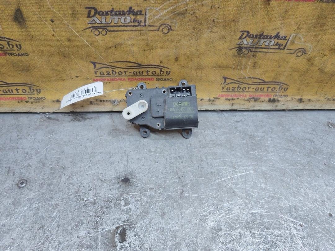 Моторчик заслонки печки J6LDV6 Kia Carnival