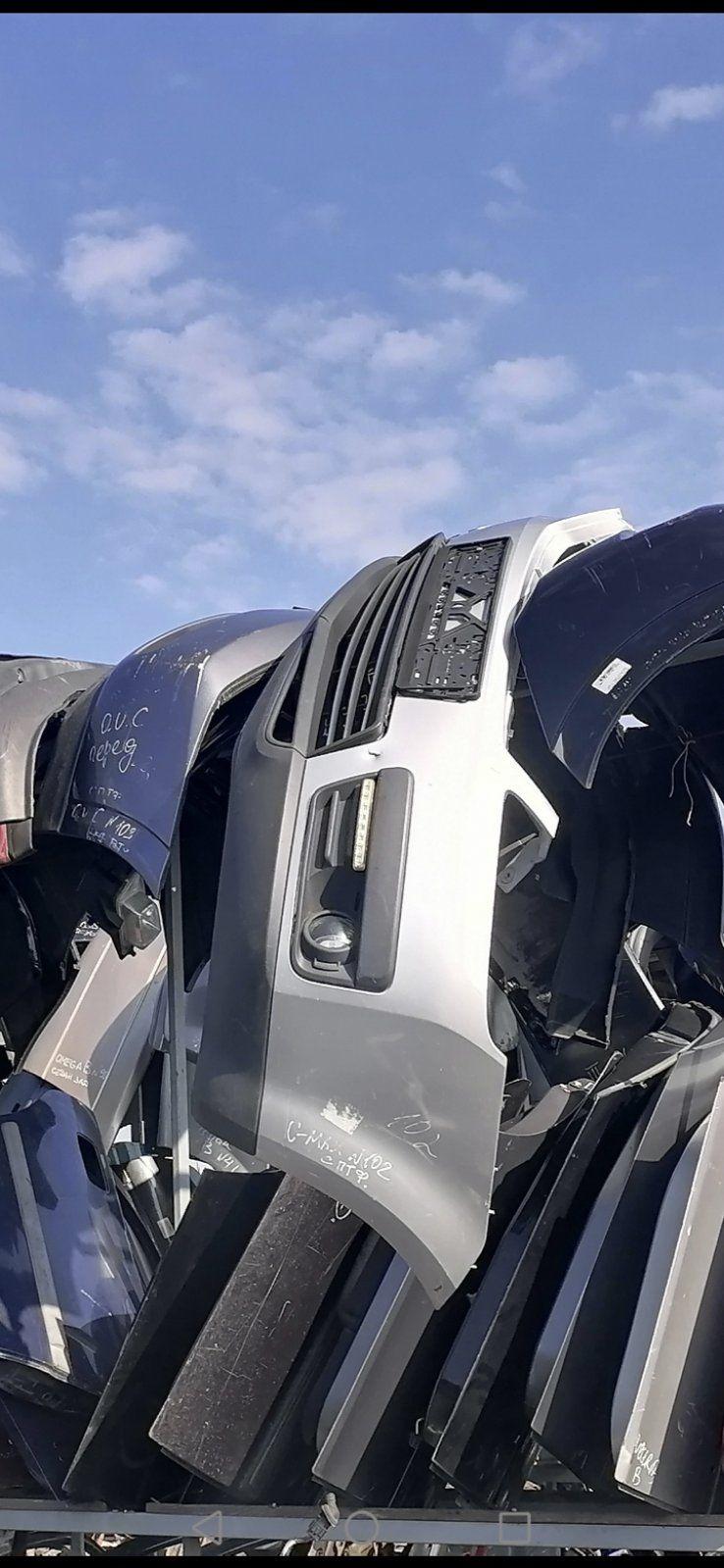 Бампер передний 98B3C4 Ford C-Max - Фото 1