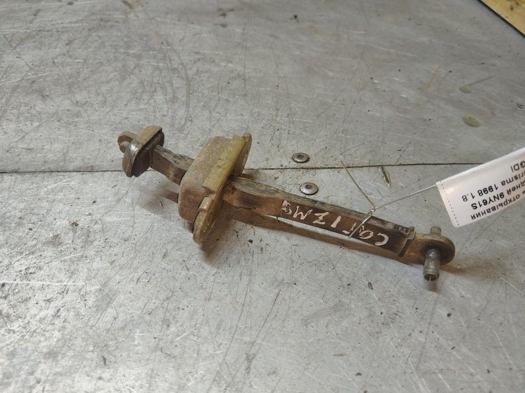 Ограничитель открывания двери передней 9NY61S Mitsubishi Carisma - Фото 1