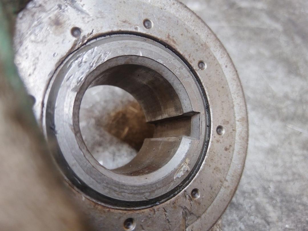 Шестерня коленвала 0TQUU2 Peugeot 206 купить