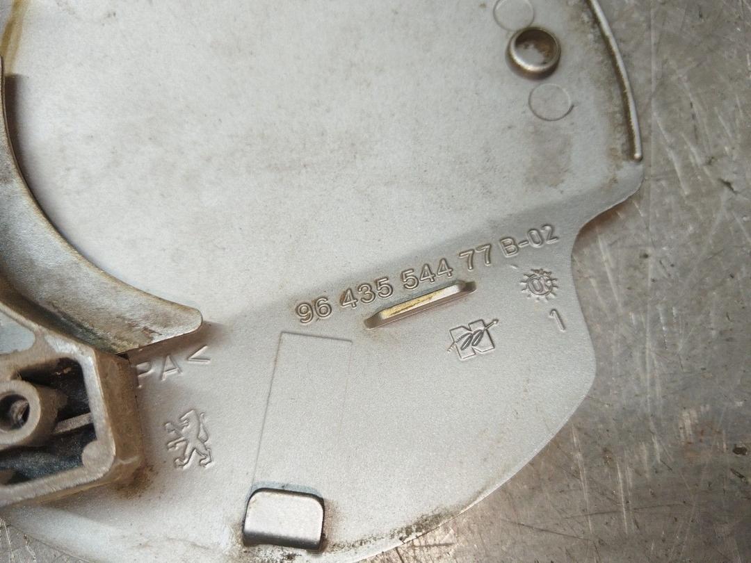 Лючок топливного бака SS9VSX Peugeot 307 - Фото 3