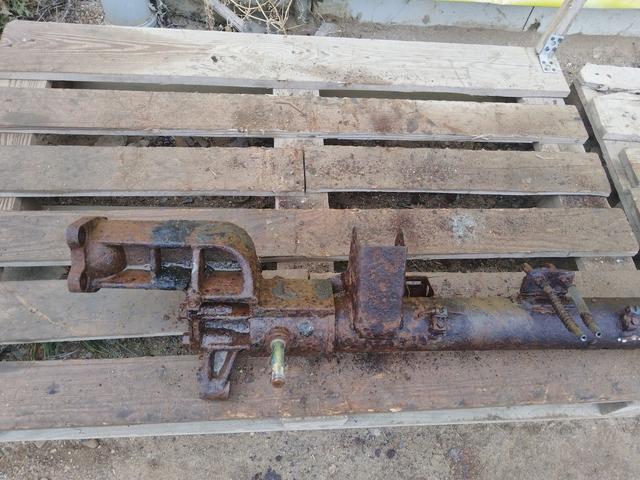 Балка подвески задняя 2T096T Kia Carnival купить