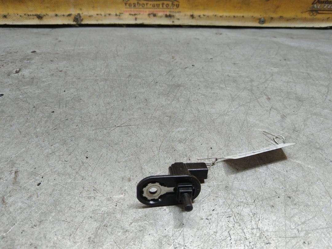 Выключатель концевой (концевик) 92LCYQ Honda Accord