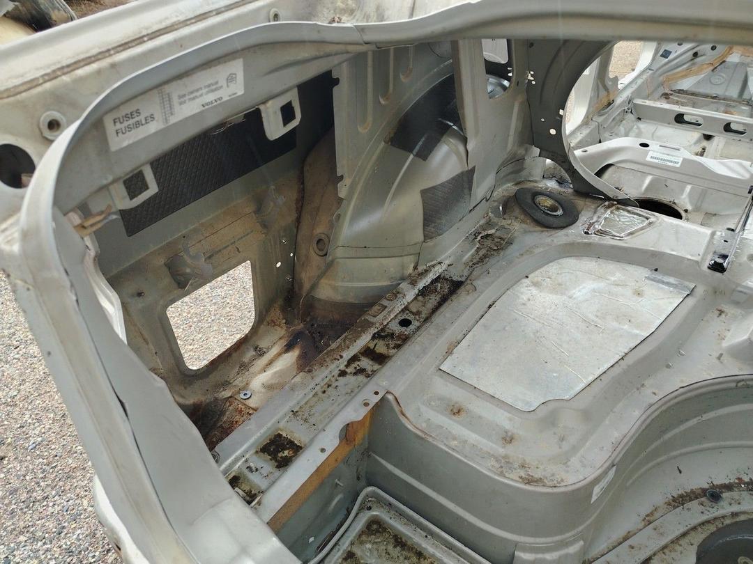 Крыло заднее левое KUNUWC Volvo S80 - Фото 9