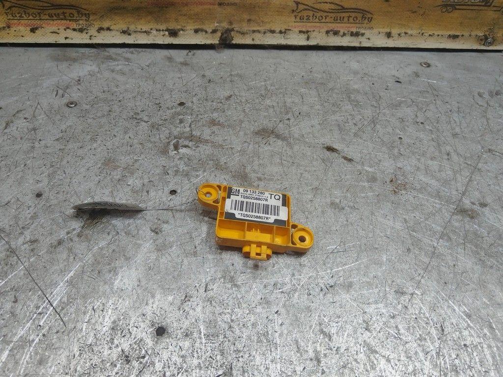 Датчик удара 3J5N91 Opel Astra - Фото 2