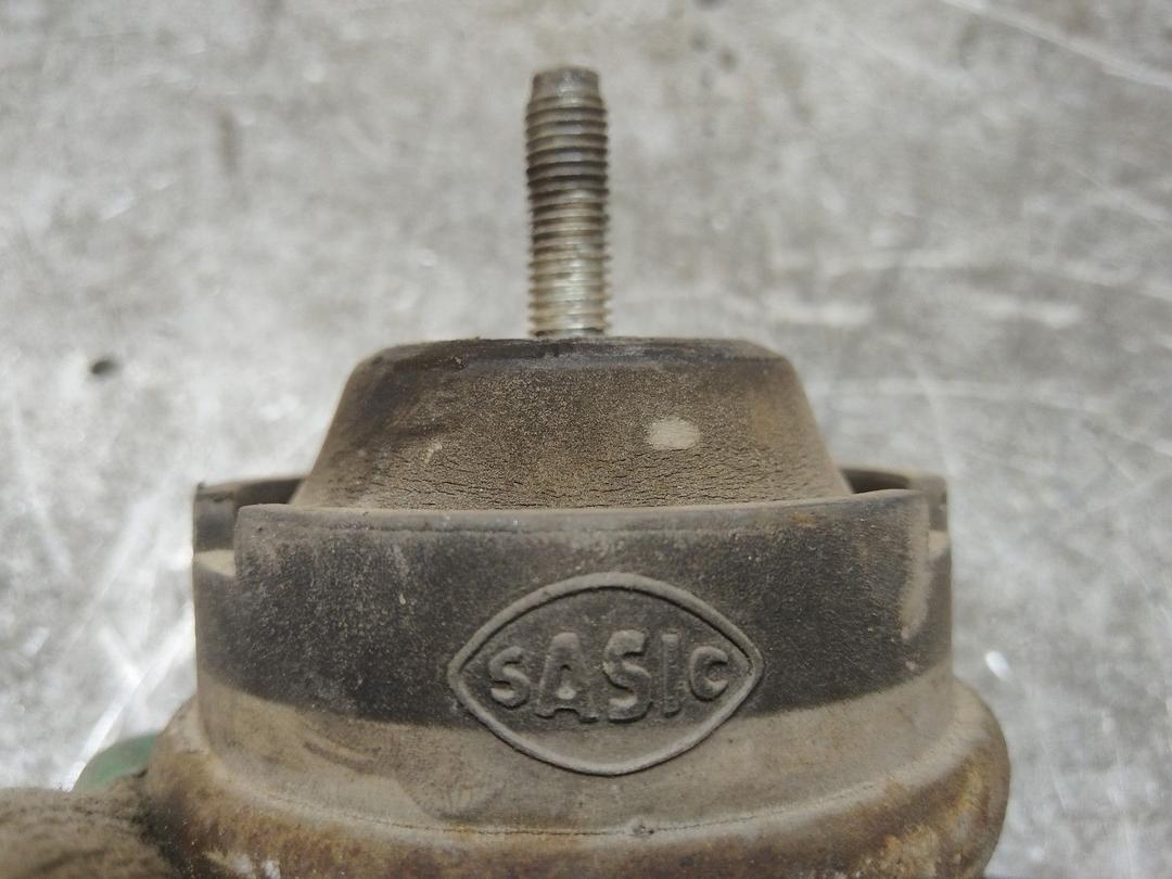 Подушка крепления двигателя 3MZ3JE Peugeot 407 купить на авторазборке