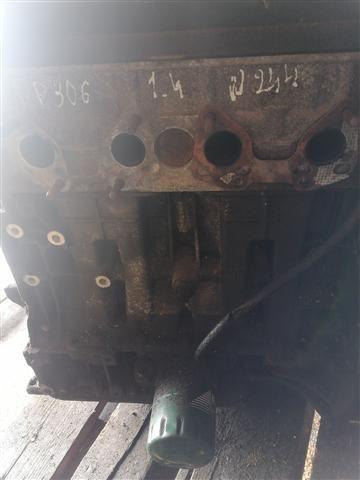 Двигатель H0SWX5 Peugeot 306 - Фото 6