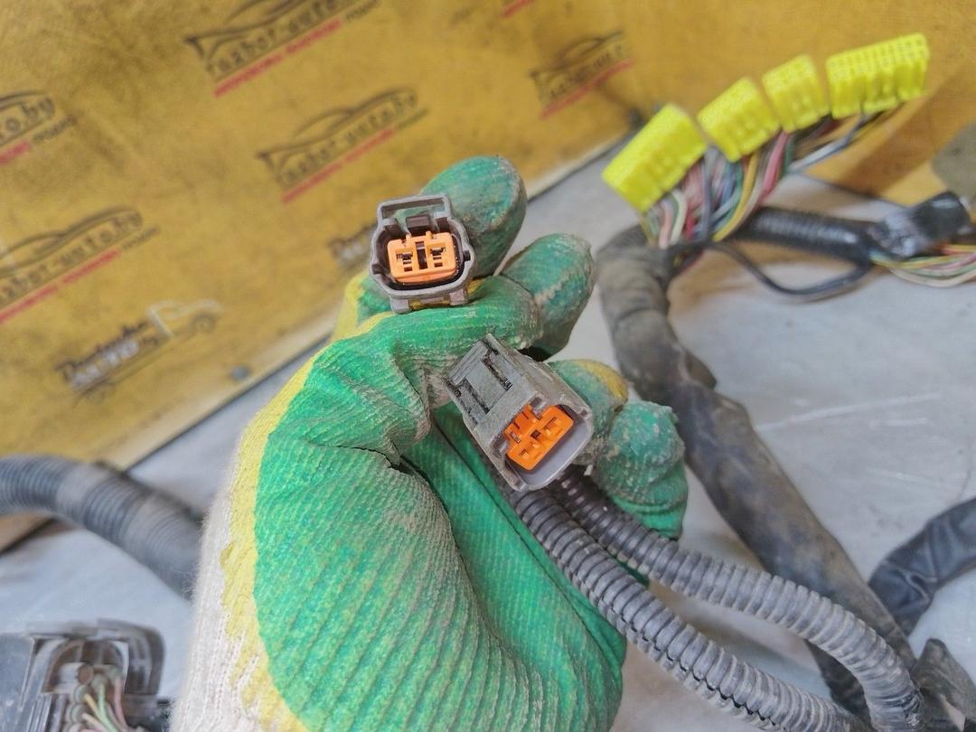 Проводка двигателя LL6O2Y Mitsubishi Carisma undefined